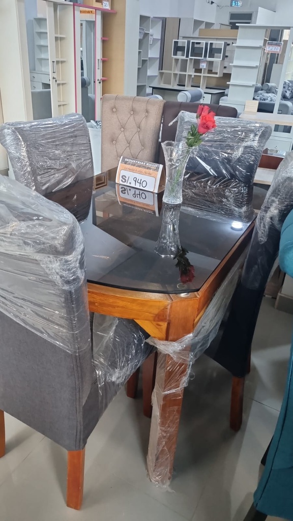 Comedor 4 sillas modelo árabe